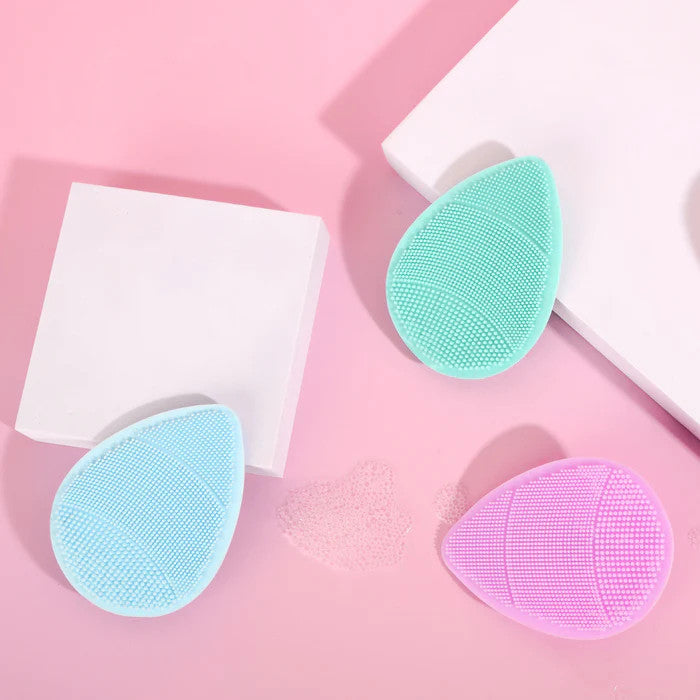 Petite Skin Co Silicone Teardrop Skin Buffer